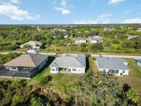 10016 Duquesne Street Port Charlotte FL 33981