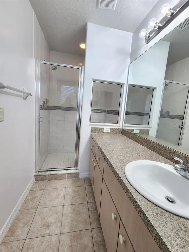 1175 South Beach Circle Kissimmee FL 34746