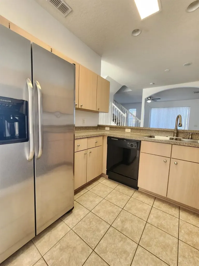 1175 South Beach Circle Kissimmee FL 34746