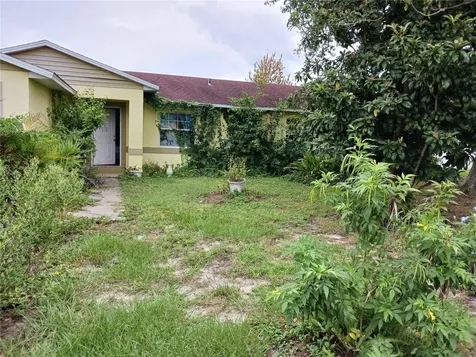 325 Elizabeth Avenue Mascotte FL 34753