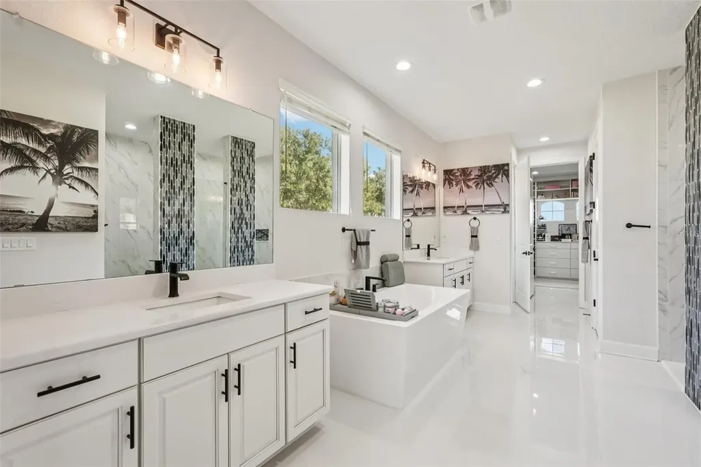 5027 Lake Toscana Drive Wimauma FL 33598