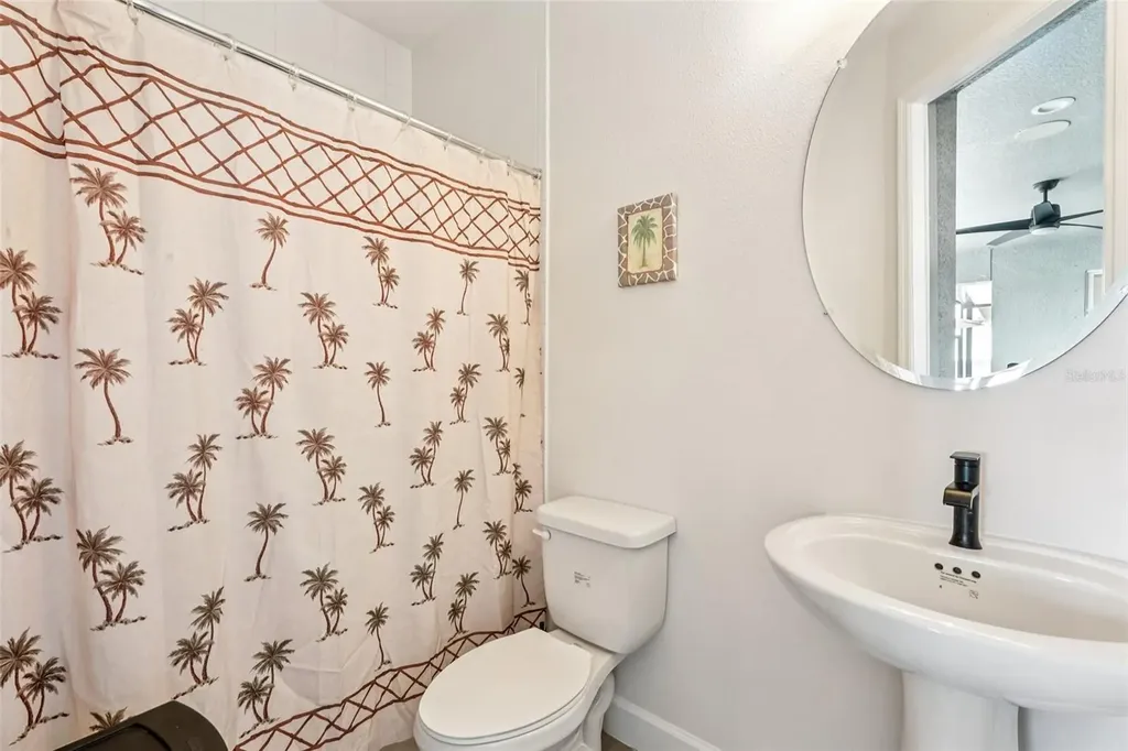 5027 Lake Toscana Drive Wimauma FL 33598