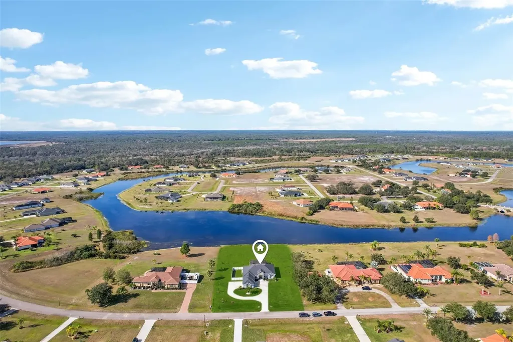 5027 Lake Toscana Drive Wimauma FL 33598