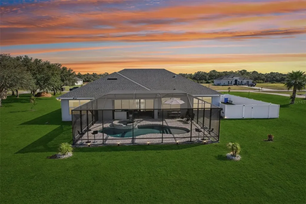 5027 Lake Toscana Drive Wimauma FL 33598