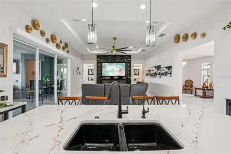 5027 Lake Toscana Drive Wimauma FL 33598