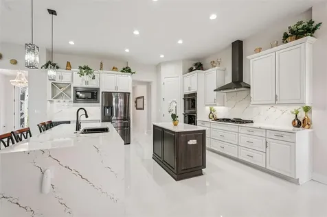 5027 Lake Toscana Drive Wimauma FL 33598