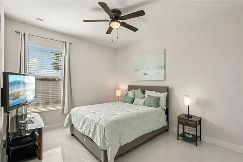 5027 Lake Toscana Drive Wimauma FL 33598