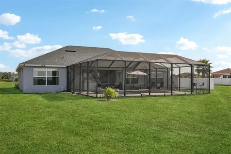 5027 Lake Toscana Drive Wimauma FL 33598