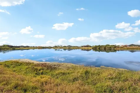 5027 Lake Toscana Drive Wimauma FL 33598