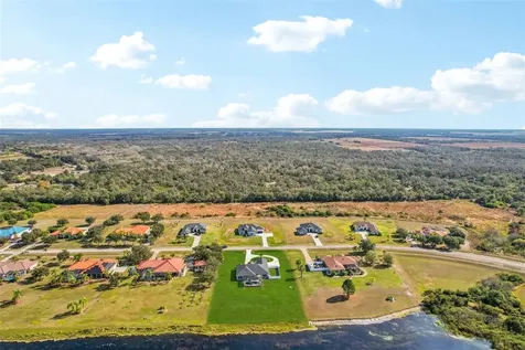 5027 Lake Toscana Drive Wimauma FL 33598