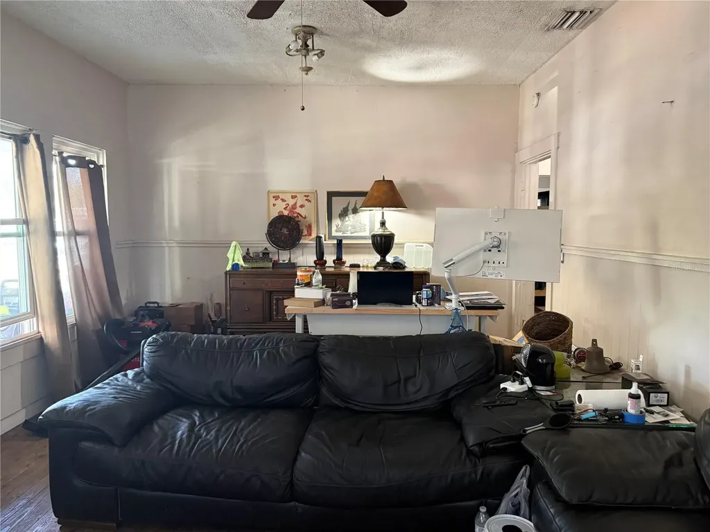 2703 Moody Avenue Plant City FL 33563