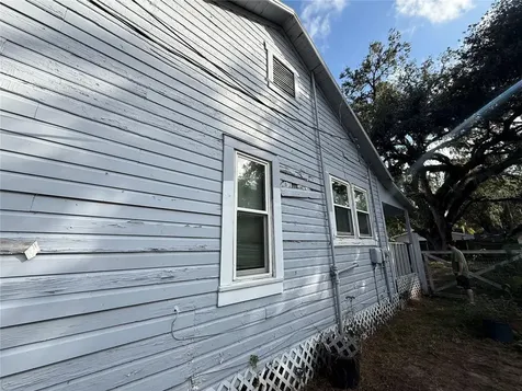 2703 Moody Avenue Plant City FL 33563