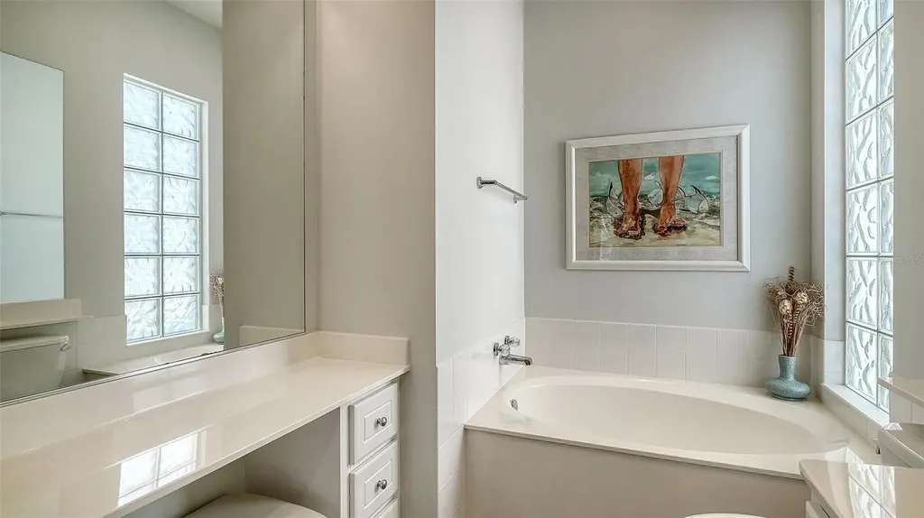 7681 Uliva Way Sarasota FL 34238