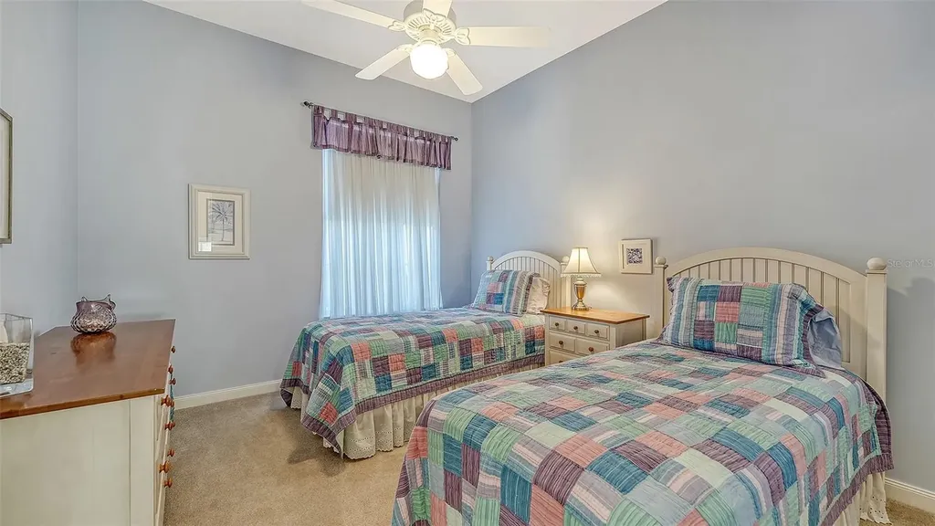 7681 Uliva Way Sarasota FL 34238