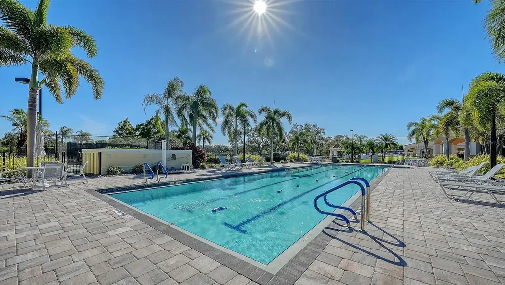 7681 Uliva Way Sarasota FL 34238