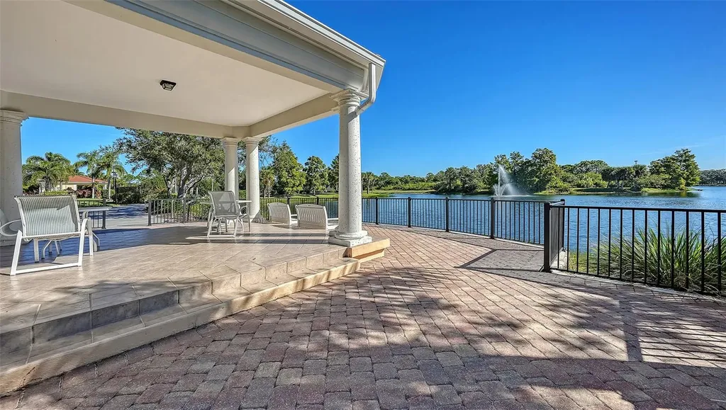 7681 Uliva Way Sarasota FL 34238