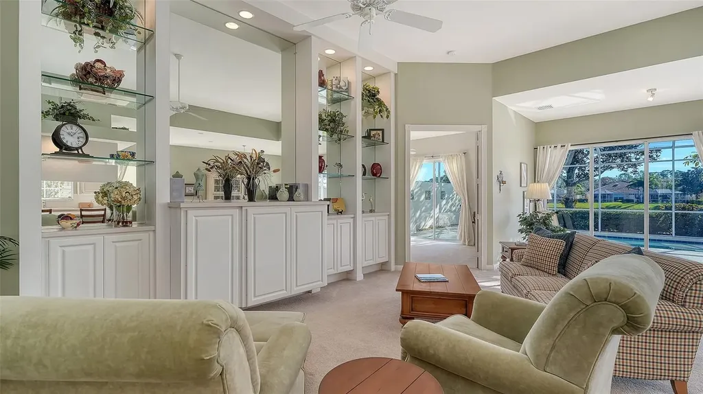 7681 Uliva Way Sarasota FL 34238