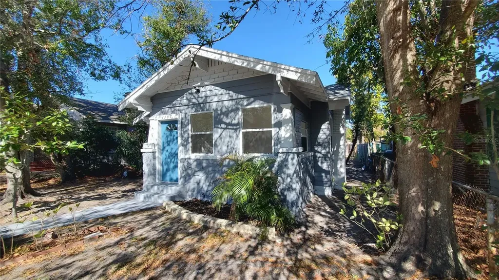 1307 12th Avenue S St Petersburg FL 33705