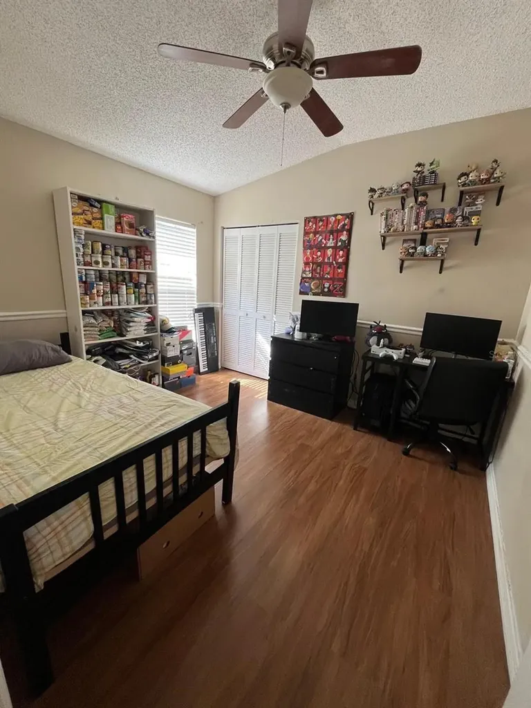 916 Ponderosa Pine Court Orlando FL 32825