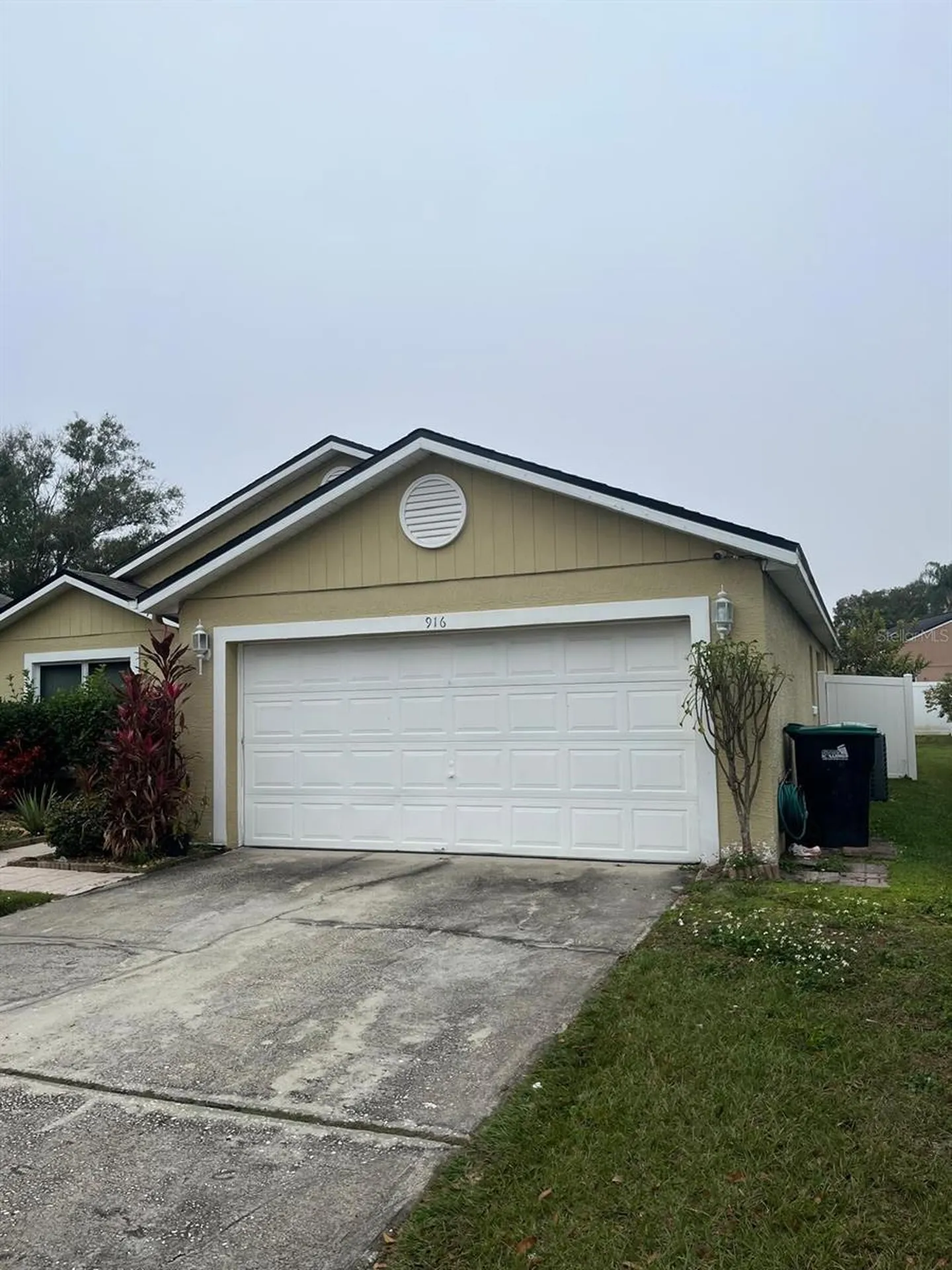 916 Ponderosa Pine Court Orlando FL 32825