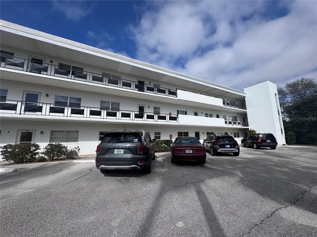 100 El Camino Drive Winter Haven FL 33884