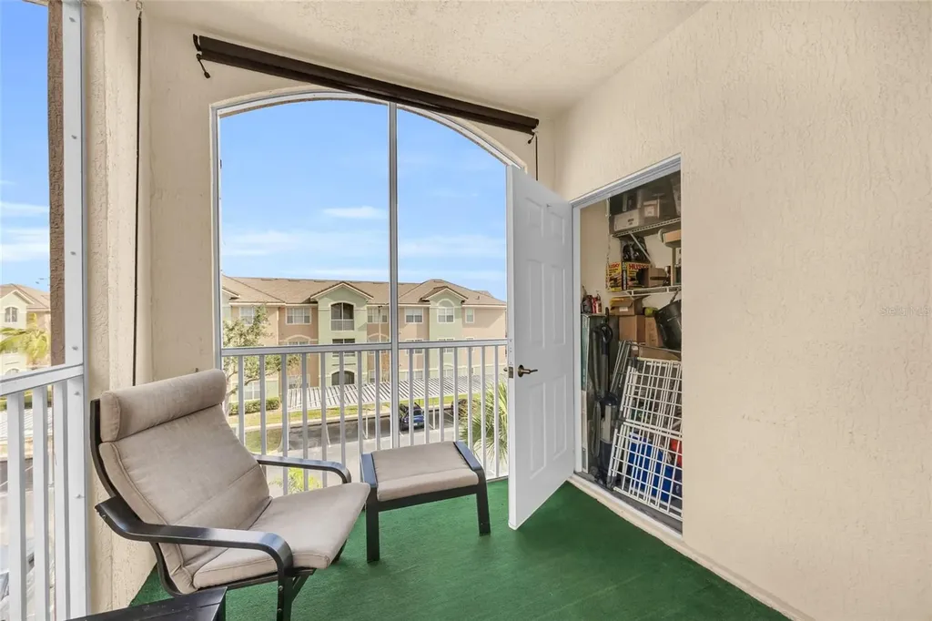 4881 Cypress Woods Drive Orlando FL 32811