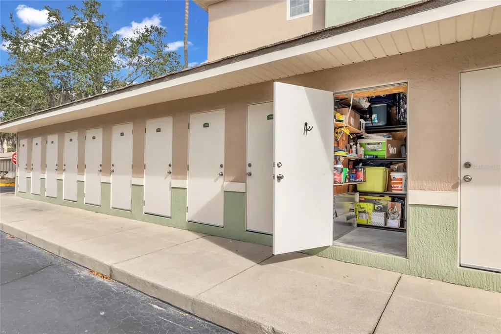 4881 Cypress Woods Drive Orlando FL 32811