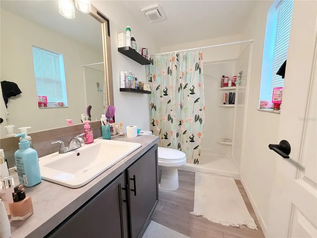 5634 Tanagerlake Road Lithia FL 33547