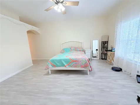 5634 Tanagerlake Road Lithia FL 33547
