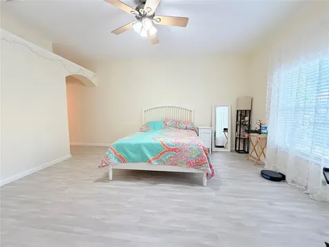 5634 Tanagerlake Road Lithia FL 33547