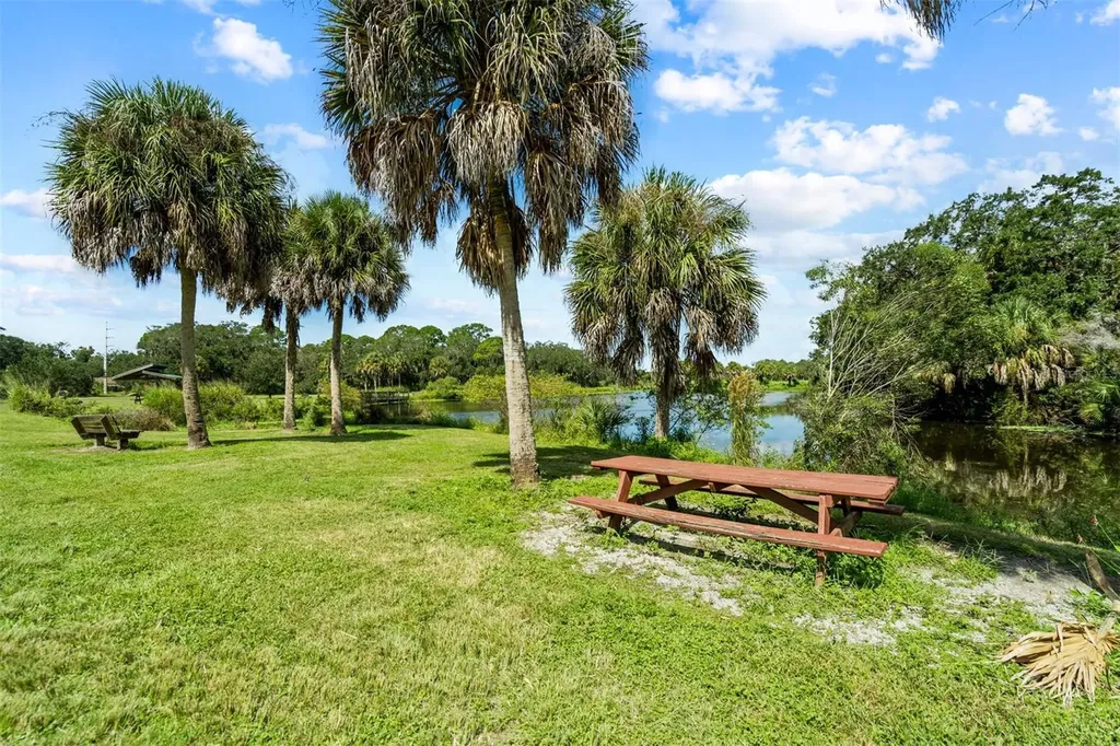 2911 Woodpine Court Sarasota FL 34231