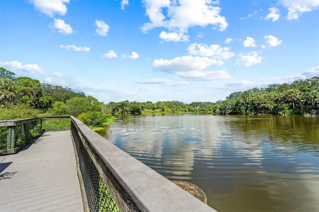 2911 Woodpine Court Sarasota FL 34231