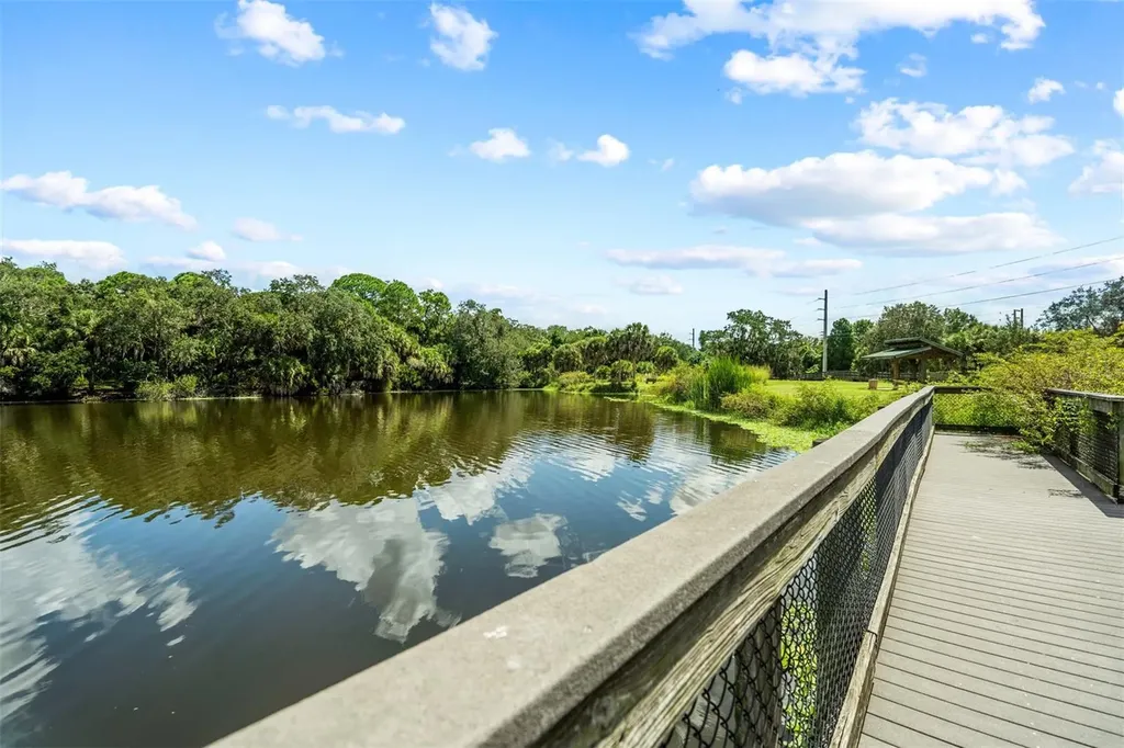 2911 Woodpine Court Sarasota FL 34231