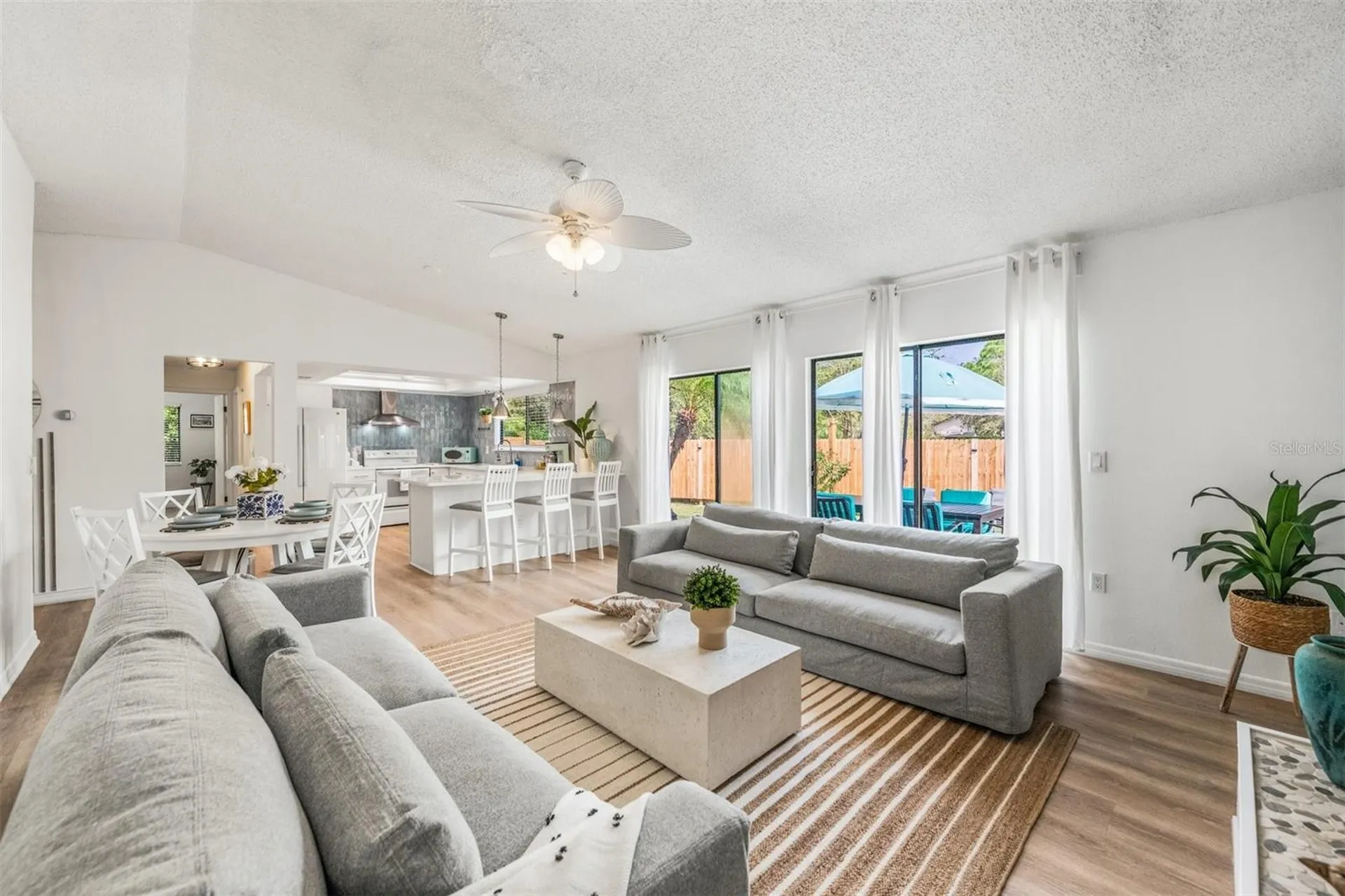2911 Woodpine Court Sarasota FL 34231