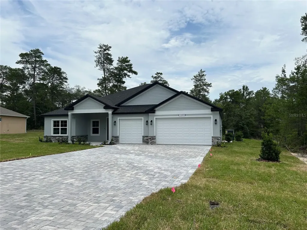 3 Greenpark Boulevard Homosassa FL 34446