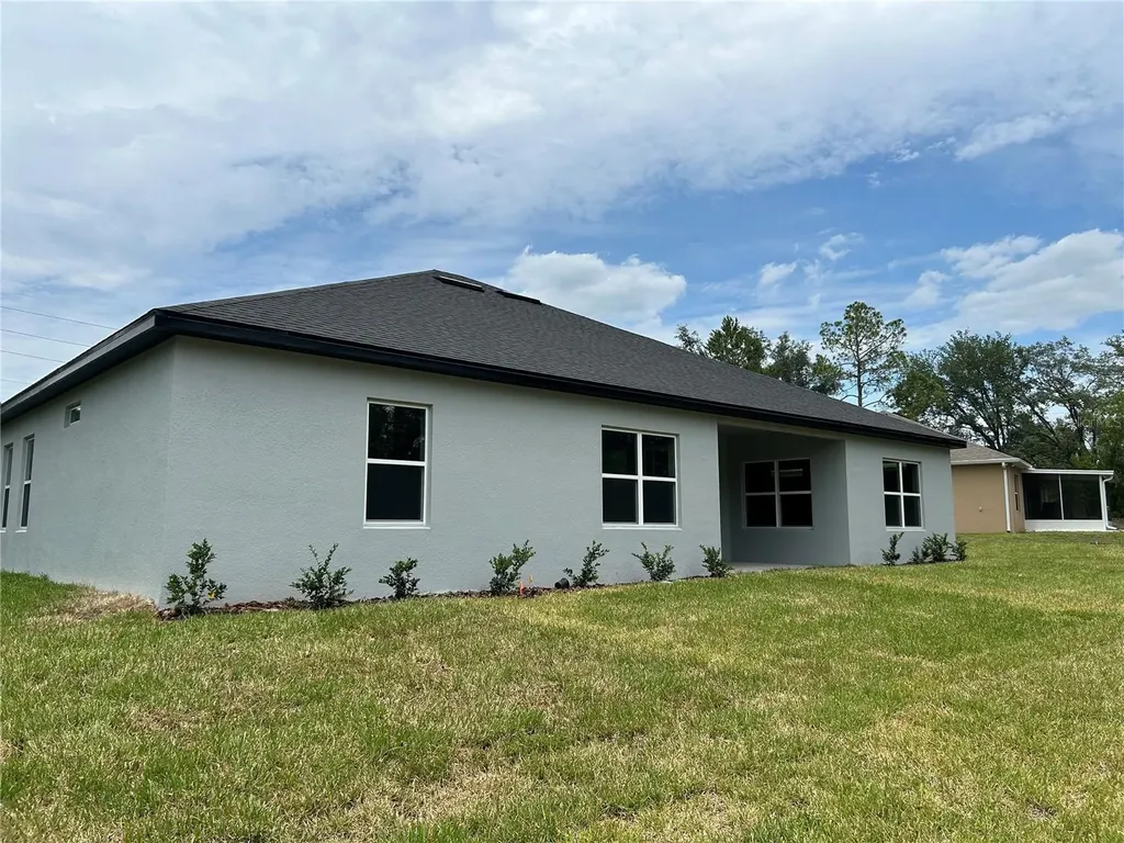 3 Greenpark Boulevard Homosassa FL 34446