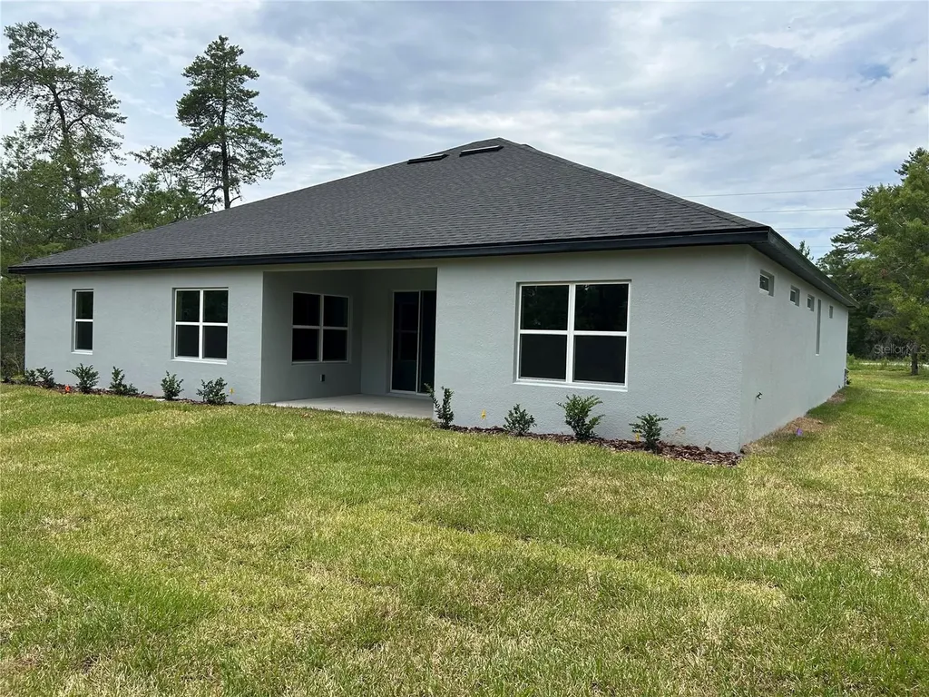 3 Greenpark Boulevard Homosassa FL 34446