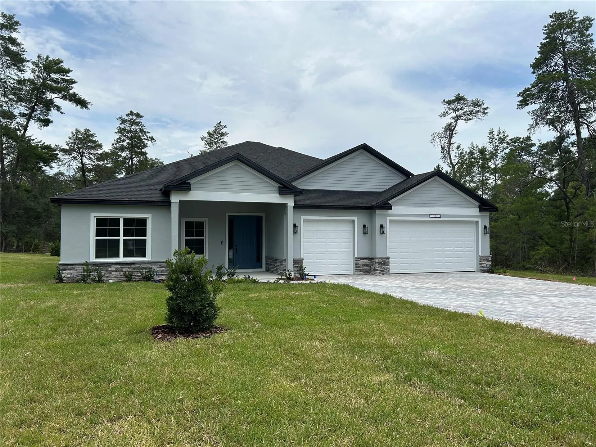 3 Greenpark Boulevard Homosassa FL 34446