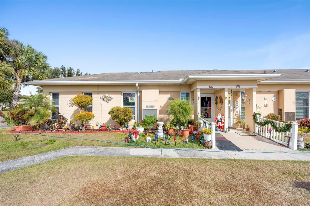 601 Club Circle Lakeshore FL 33854