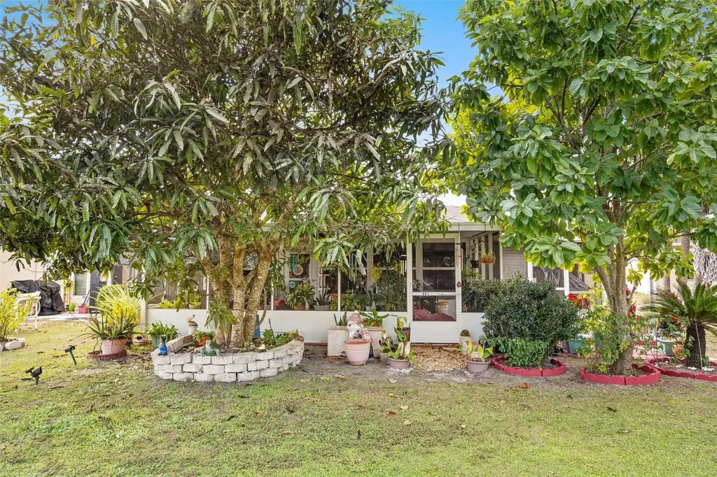 601 Club Circle Lakeshore FL 33854