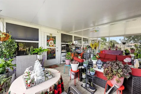 601 Club Circle Lakeshore FL 33854