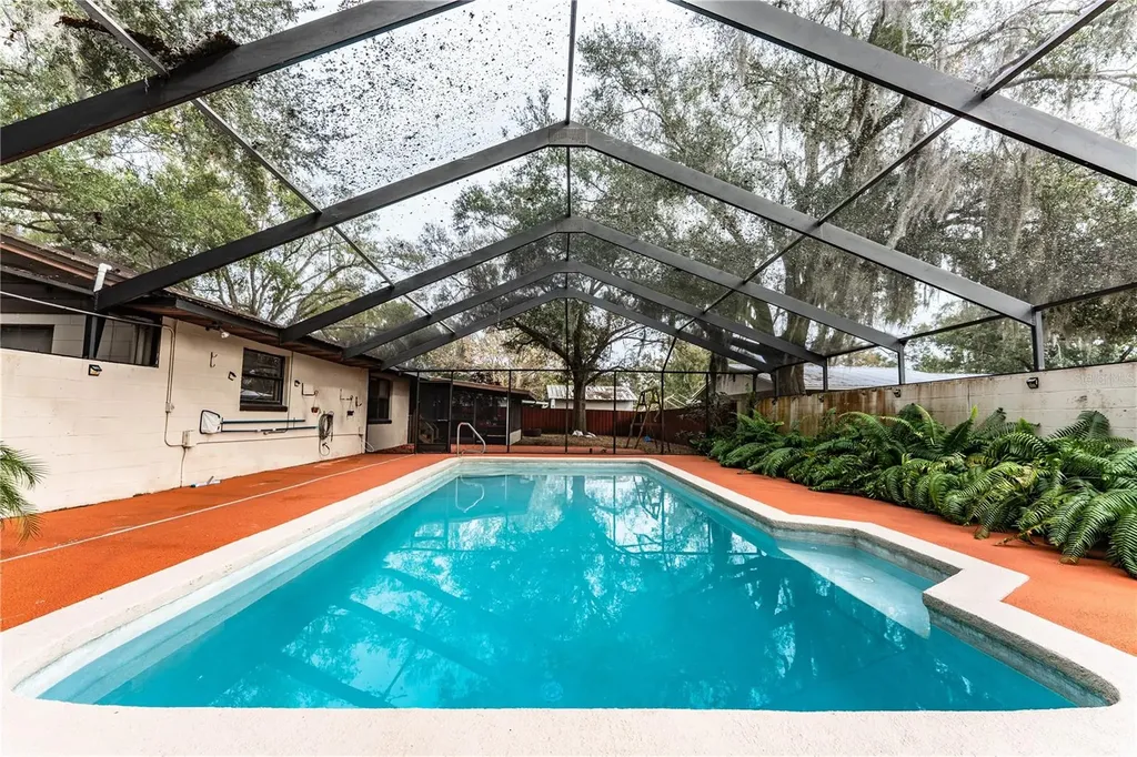 207 24th Court SW Winter Haven FL 33880