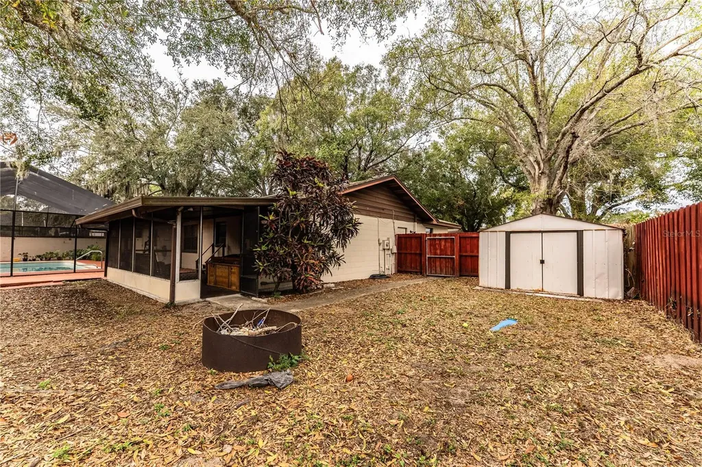 207 24th Court SW Winter Haven FL 33880