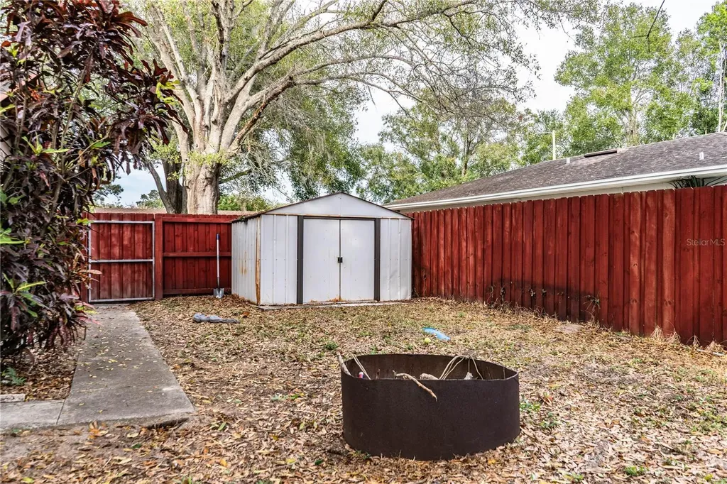 207 24th Court SW Winter Haven FL 33880