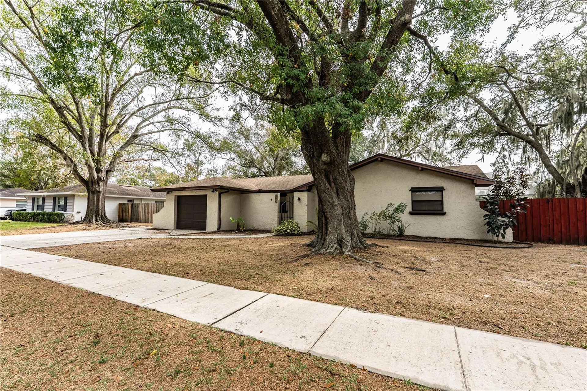 207 24th Court SW Winter Haven FL 33880