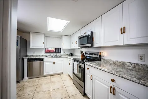 207 24th Court SW Winter Haven FL 33880