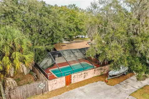 207 24th Court SW Winter Haven FL 33880