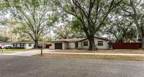 207 24th Court SW Winter Haven FL 33880