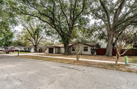 207 24th Court SW Winter Haven FL 33880