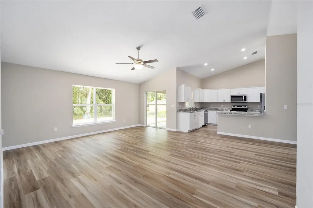 8293 SW 122nd Avenue Dunnellon FL 34432